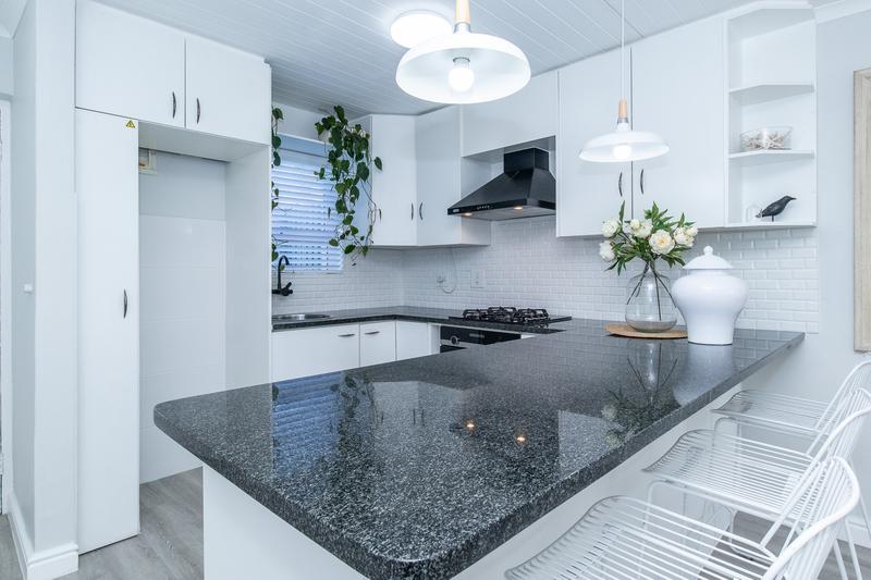 To Let 2 Bedroom Property for Rent in Plumstead Western Cape